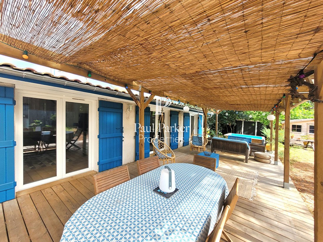 Villa in France 1 - 17902391