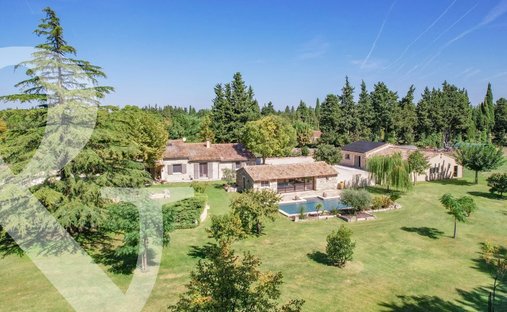 House in Mollégès, Provence-Alpes-Côte d'Azur, France 1