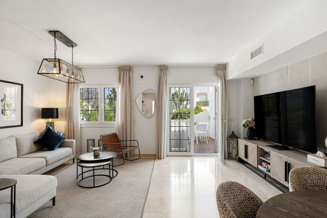 Maison de ville à Nueva Andalucia, Marbella, Espagne 3 - 17902335