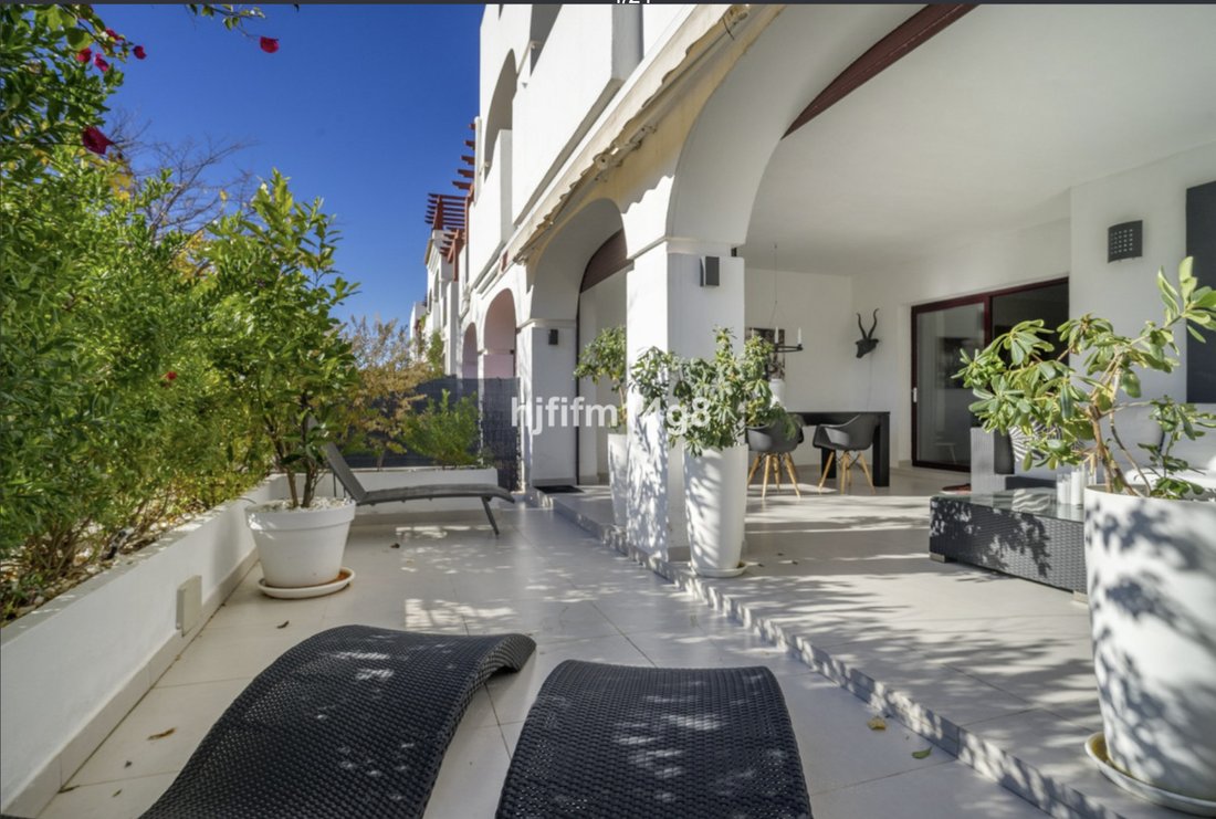 Apartamento en San Pedro Alcántara, Andalucía, España 2 - 17902279
