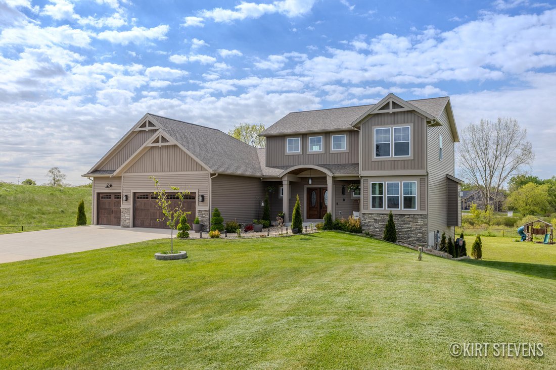 House in Caledonia, Michigan, United States 1 - 17825405