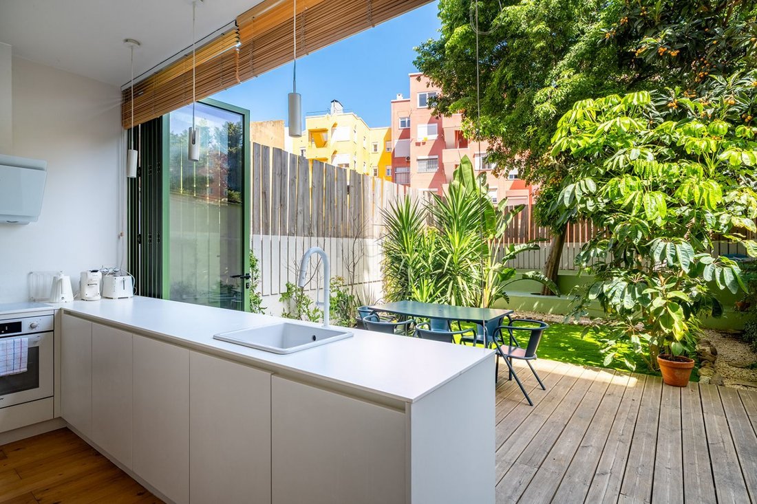 Apartment in Arroios, Lisbon, Portugal 2 - 17859084