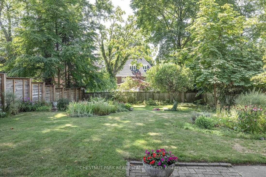 House in Toronto, Ontario, Canada 2 - 17902902