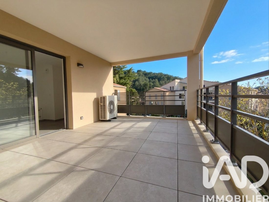 Apartment in Est-Repentance-Les Trois Bons Dieux, Aix-en-Provence, France 2 - 17398847