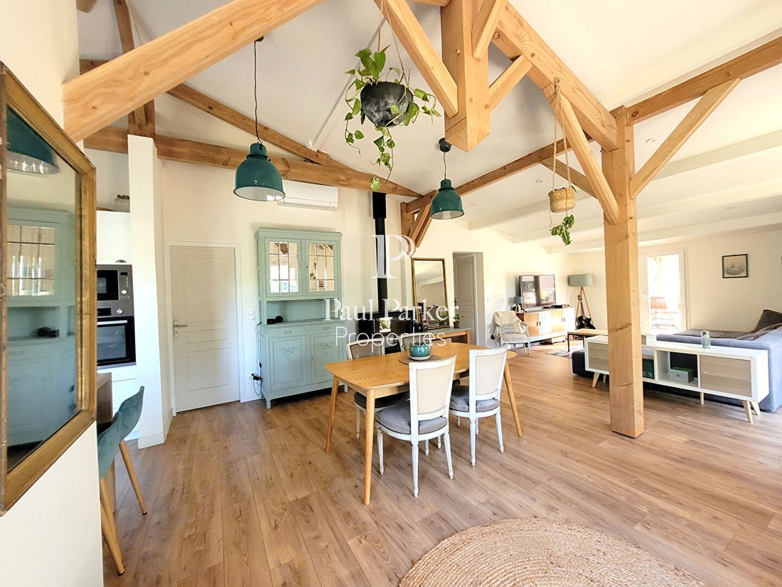 Villa in France 2 - 17902391