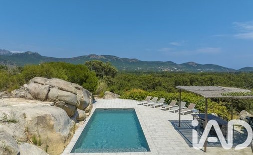 House in Sainte-Lucie-de-Porto-Vecchio, Corsica, France 1