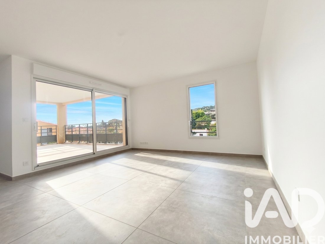 Apartment in Est-Repentance-Les Trois Bons Dieux, Aix-en-Provence, France 1 - 17398847