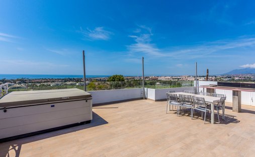 Villa in Nueva Andalucia, Marbella, Spain 1