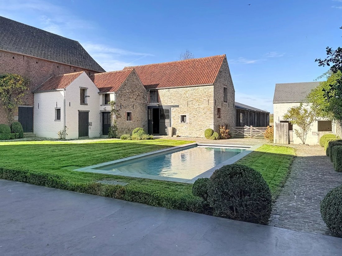 Estate in Seneffe, Wallonia, Belgium 5 - 17902594
