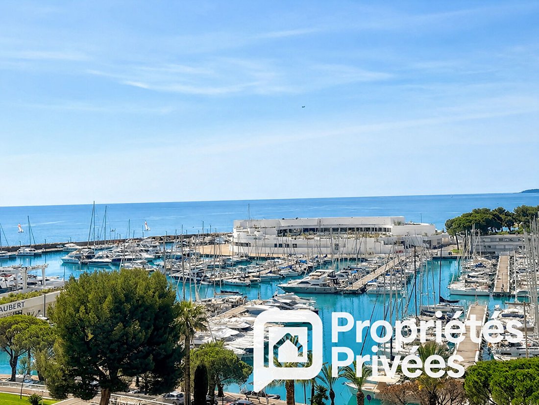 Apartment in Route de Grasse, Villeneuve-Loubet, France 3 - 17902340