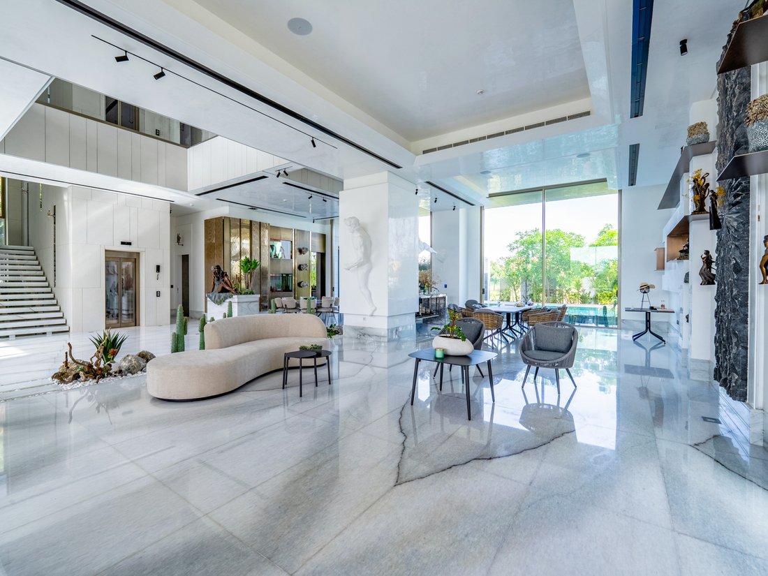 Villa in Hadaeq Sheikh Mohammed Bin Rashid, Dubai, United Arab Emirates 5 - 17903071