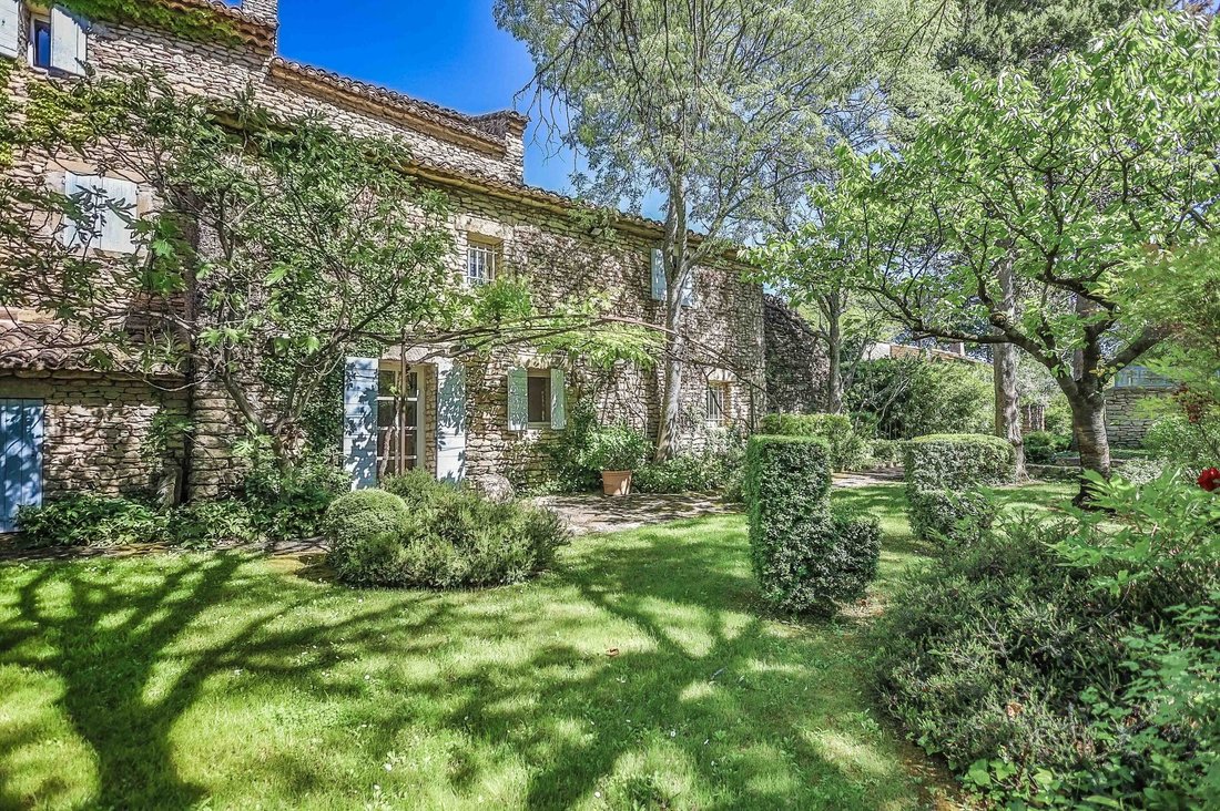 House in Gordes, Provence-Alpes-Côte d'Azur, France 5 - 17893201