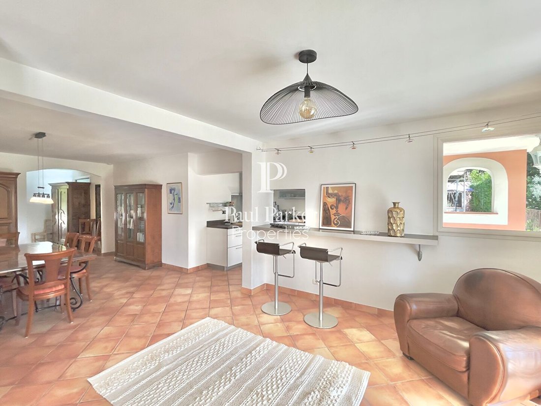 Villa in Mazenod-Bellevue-Saint Donat-Banon, Aix-en-Provence, France 3 - 17902520