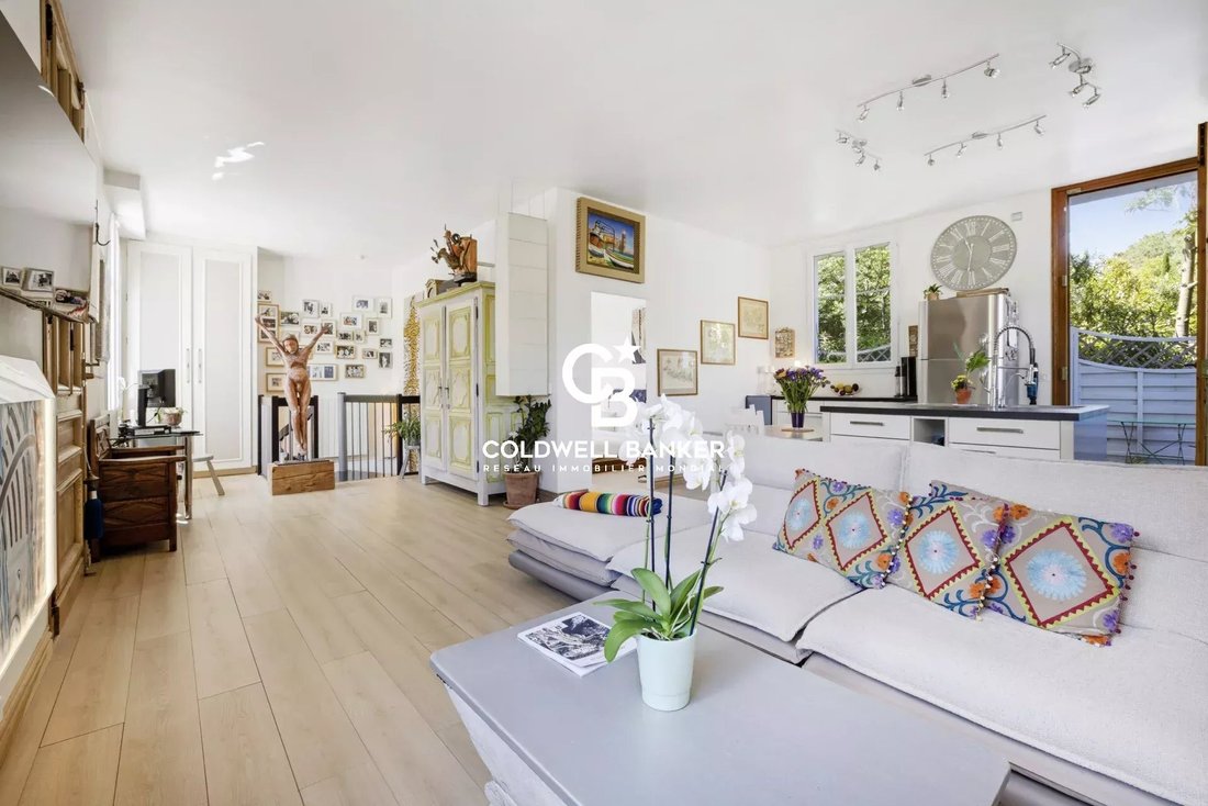 Apartment in Juan les Pins-Gallice, Antibes, France 1 - 17902260