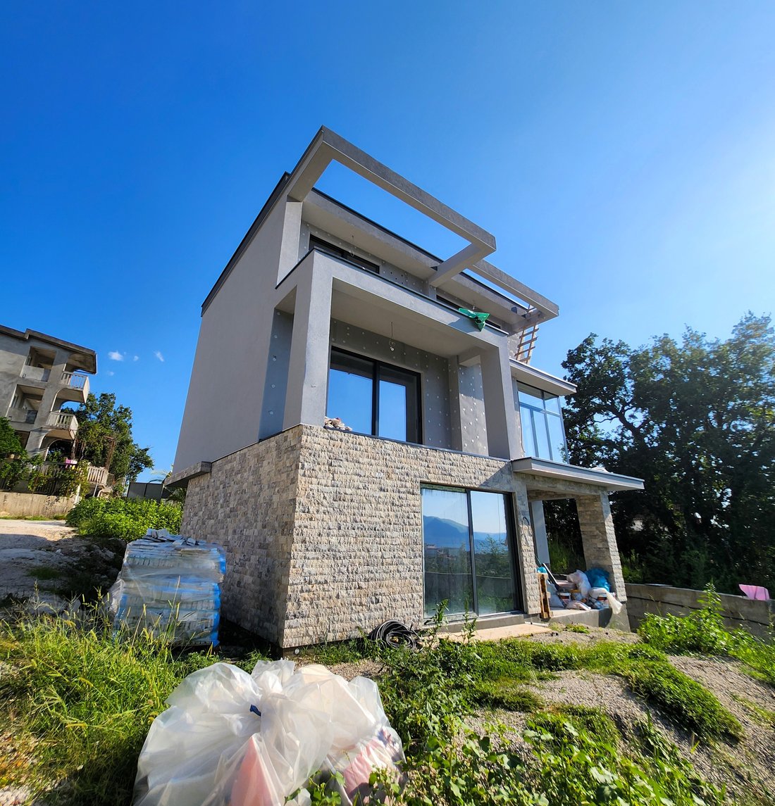 Villa in Tivat, Tivat Municipality, Montenegro 1 - 17903443