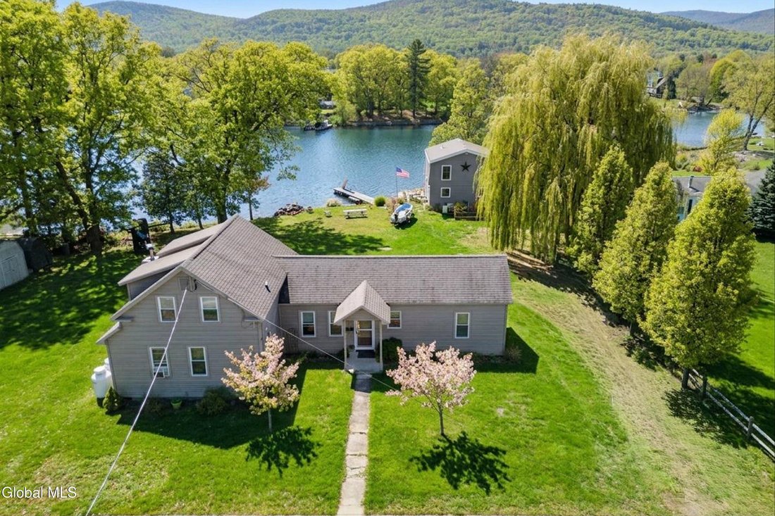 House in Ticonderoga, New York, United States 1 - 17674362