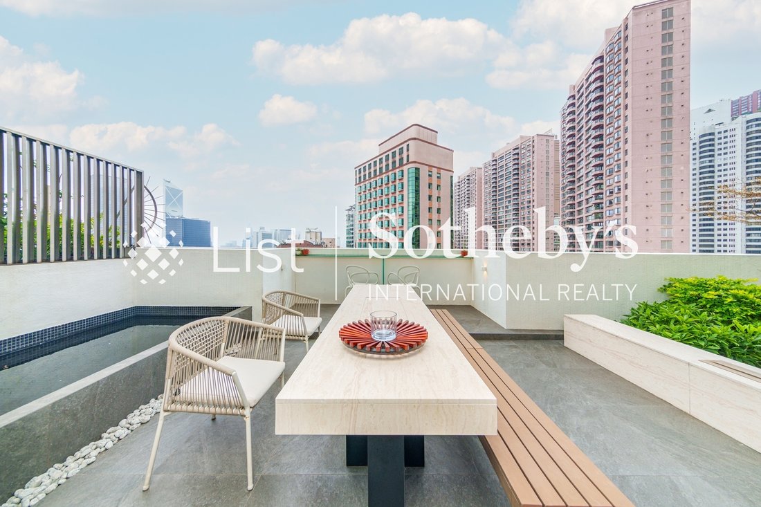 Apartment in Mid-Levels Central, Hong Kong 3 - 17903664