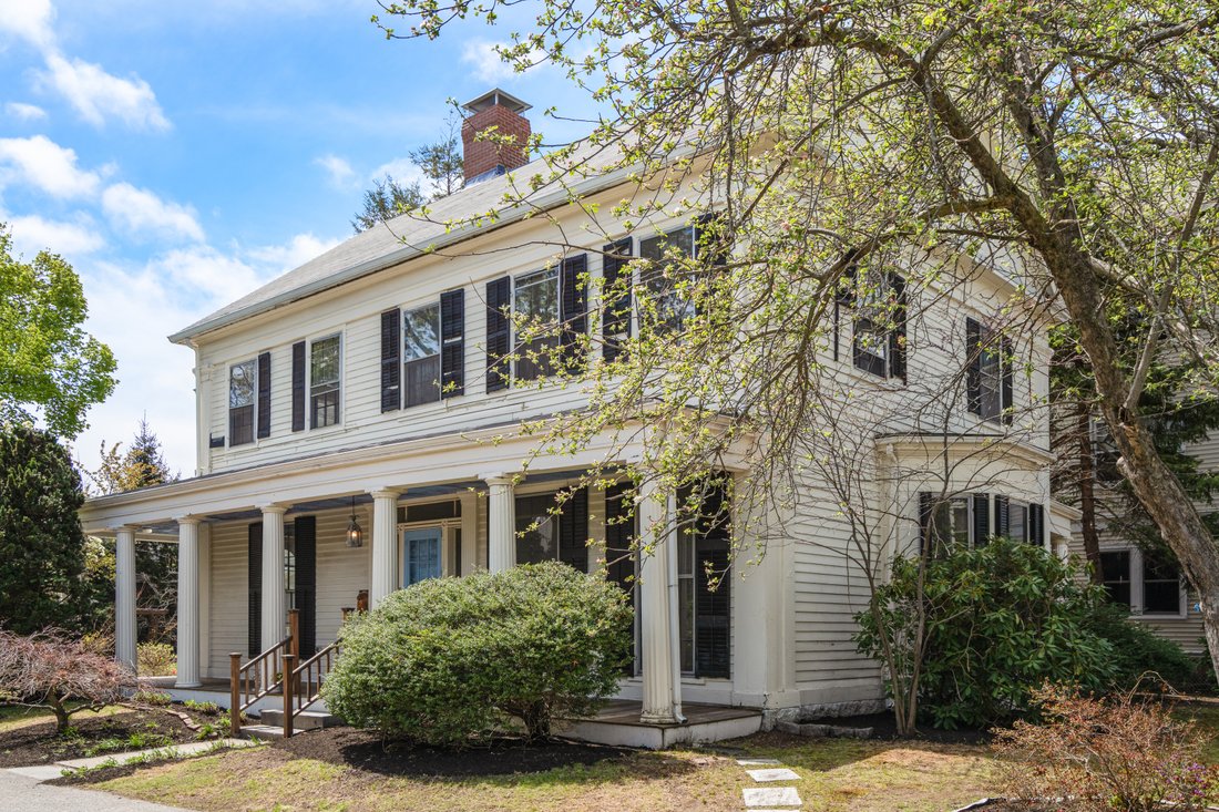 Apartment in Brookline, Massachusetts, United States 4 - 17903835