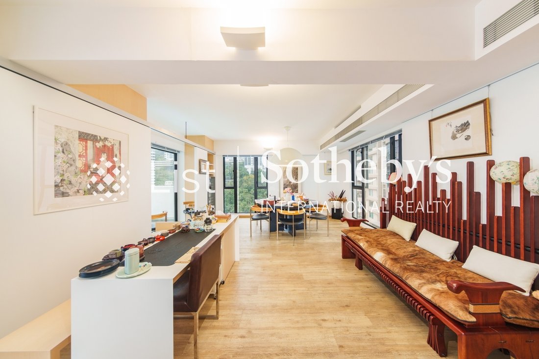 Apartment in Mid-Levels Central, Hong Kong 5 - 17903664