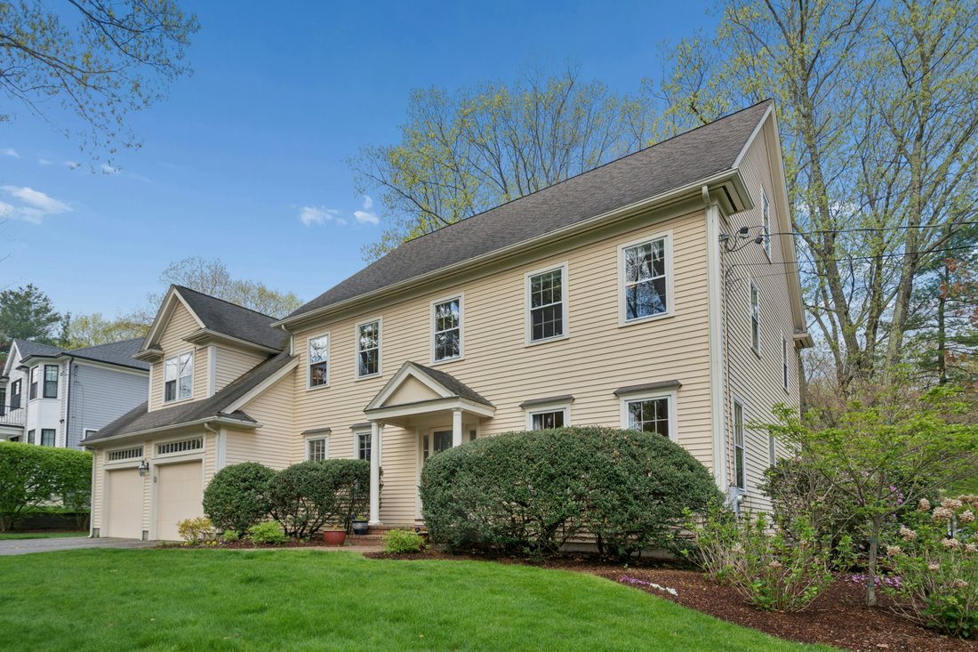 House in Lexington, Massachusetts, United States 2 - 17903225