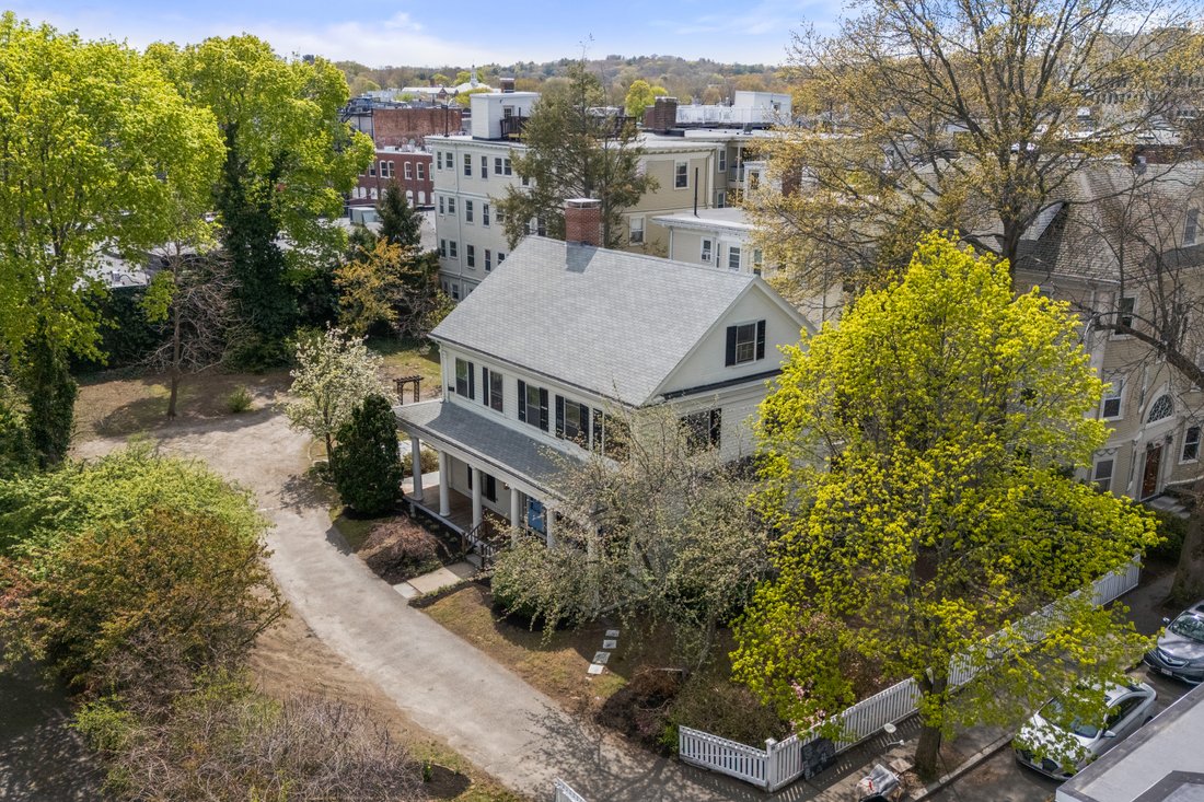 Apartment in Brookline, Massachusetts, United States 2 - 17903835