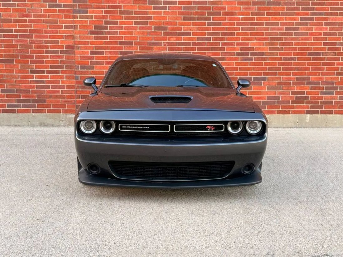 Coupe in Crystal Lake, IL, United States 3 - 17903301