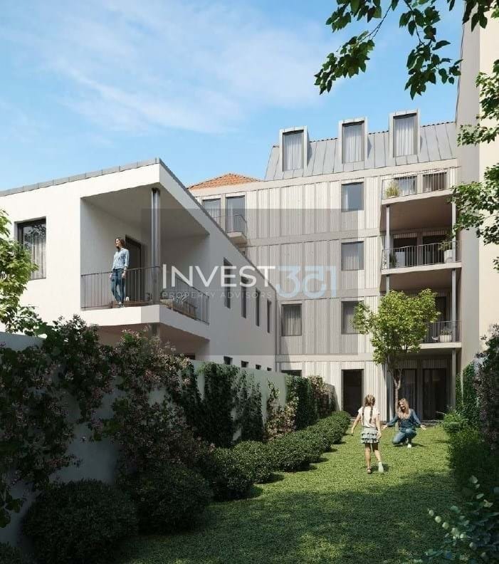Apartment in Cedofeita, Santo Ildefonso, Se, Miragaia, Sao Nicolau e Vitoria, Porto District, Portugal 2 - 17903417