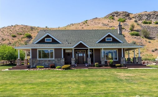 House in Omak, Washington, United States 1