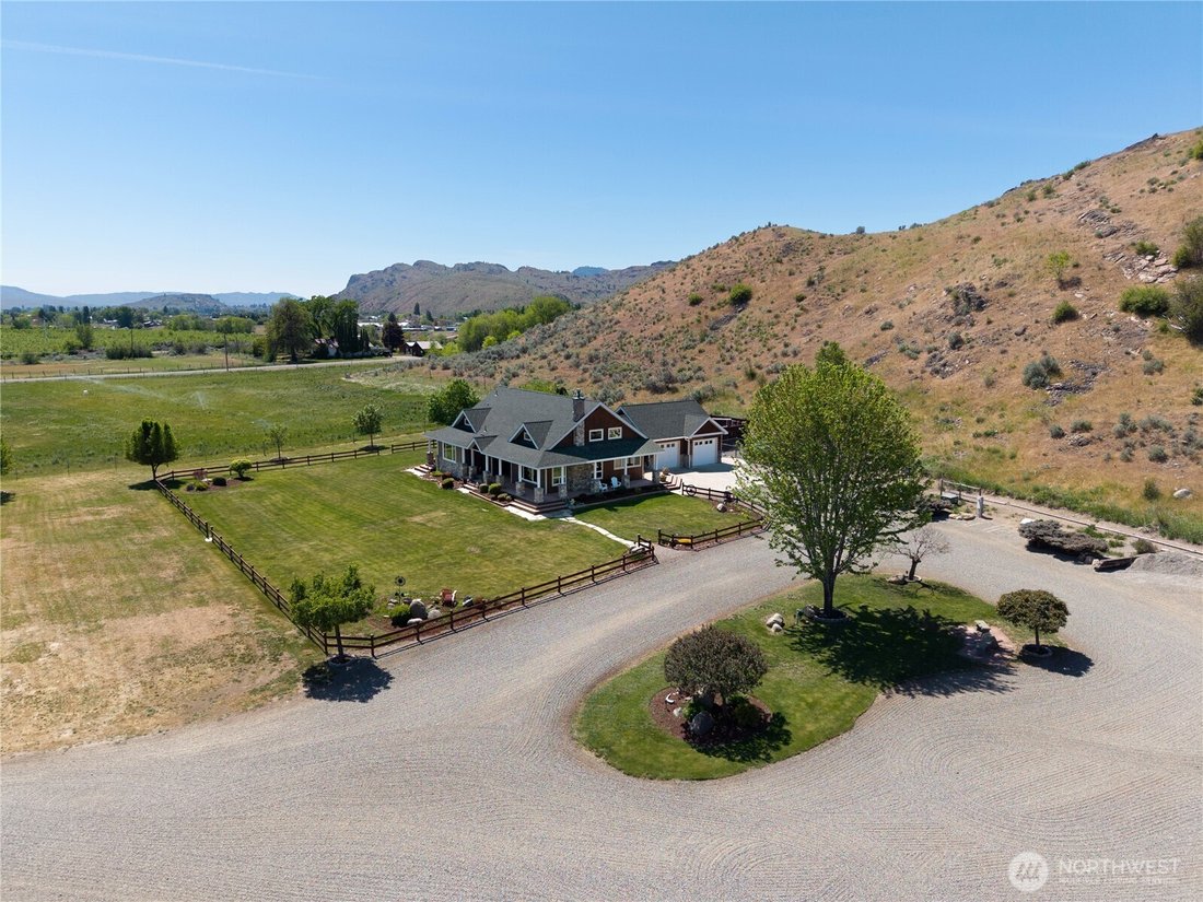 House in Omak, Washington, United States 3 - 17903086