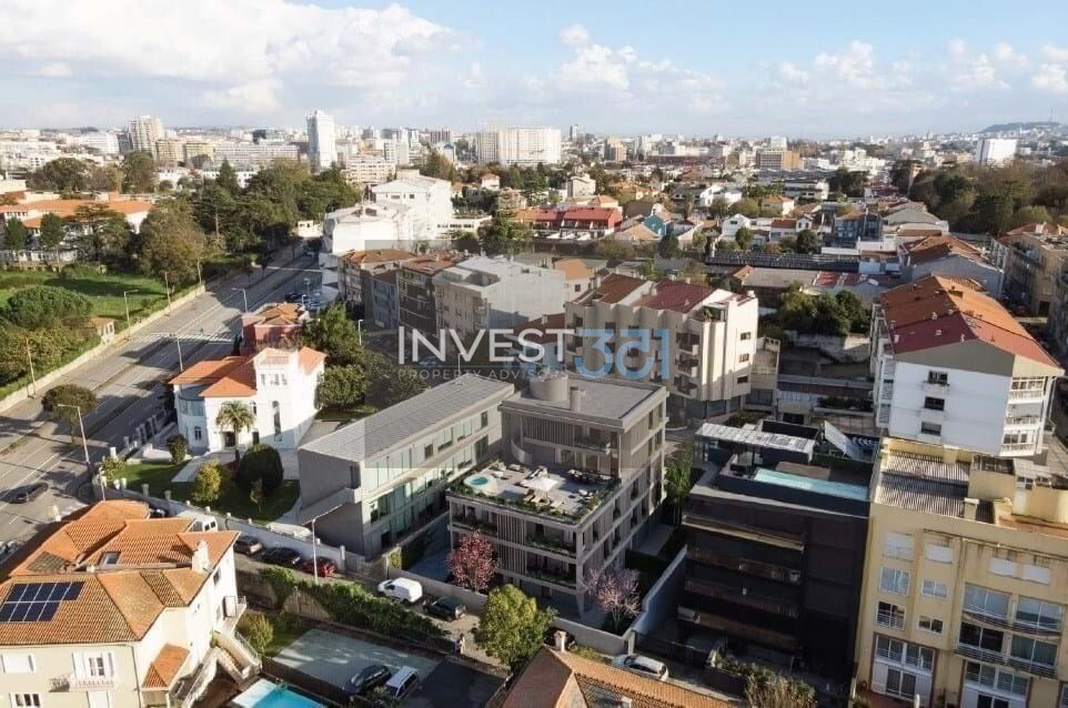 Apartment in Lordelo do Ouro e Massarelos, Porto District, Portugal 2 - 17903413