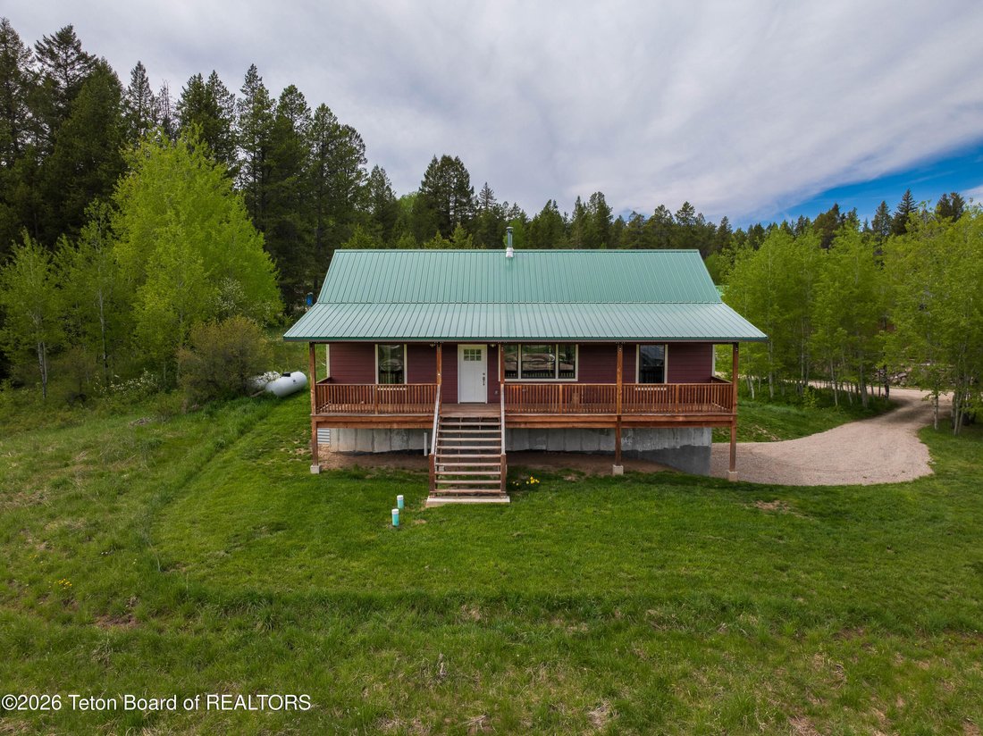 House in Alpine, Wyoming, United States 5 - 17461920