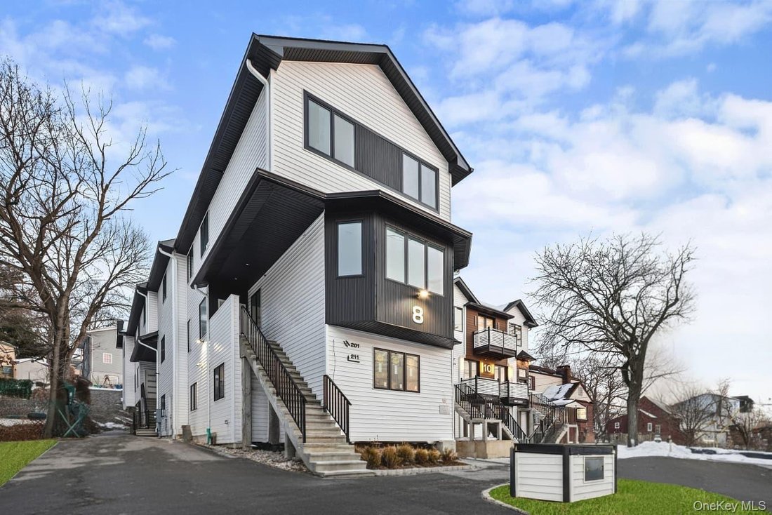 Condominio a Spring Valley, New York, Stati Uniti 1 - 17903217