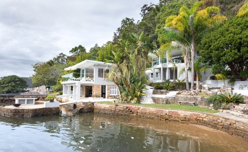 House in Berowra Creek, New South Wales, Australia 1
