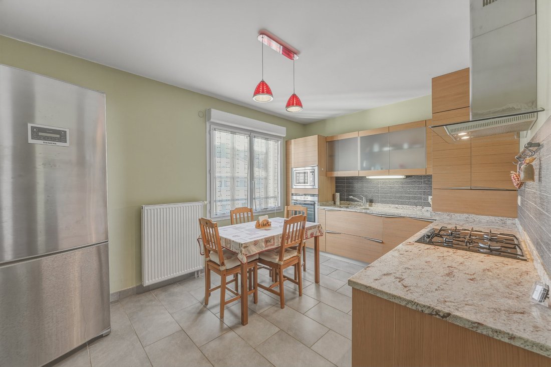 Apartment in Bord du Lac, Evian-les-Bains, France 4 - 17903462