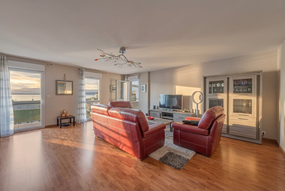 Apartment in Bord du Lac, Evian-les-Bains, France 1 - 17903462