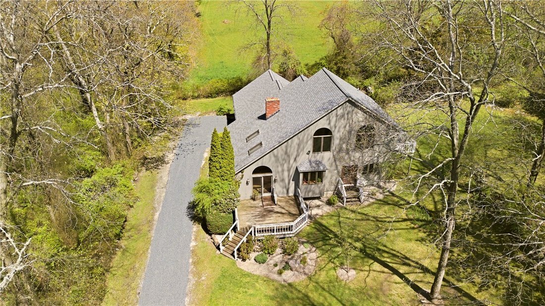 House in Tiverton, Rhode Island, United States 1 - 17903010