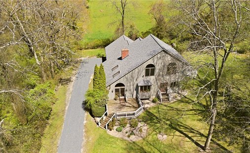 House in Tiverton, Rhode Island, United States 1