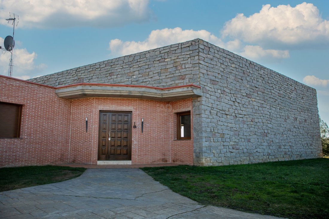Chalet in Villaquilambre, Castile and Leon, Spain 1 - 17903479