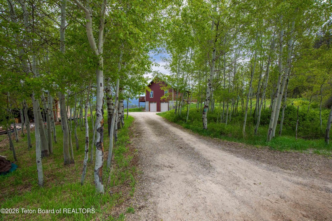 House in Alpine, Wyoming, United States 2 - 17461920