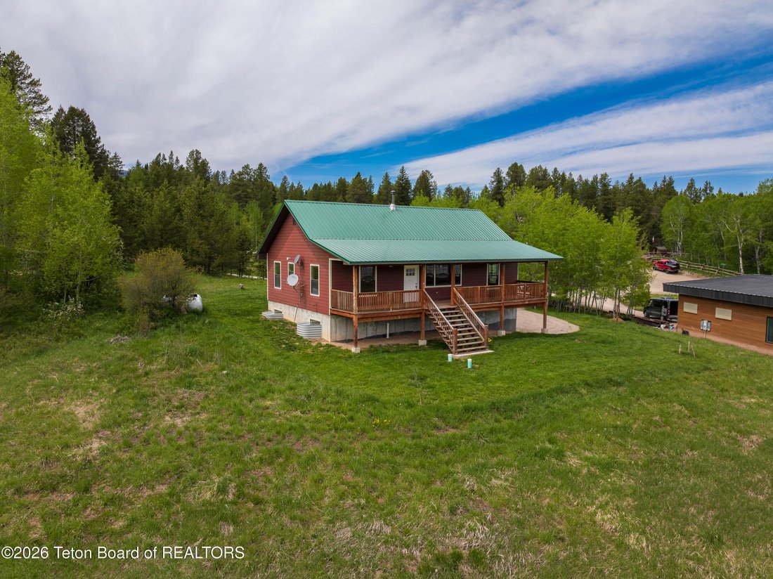 House in Alpine, Wyoming, United States 4 - 17461920
