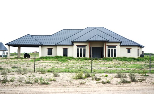 House in Eagle Pass, Texas, United States 1