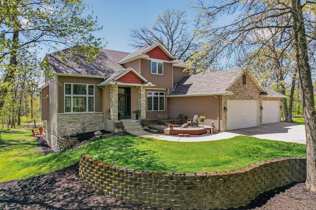 House in Andover, Minnesota, United States 4 - 17903081