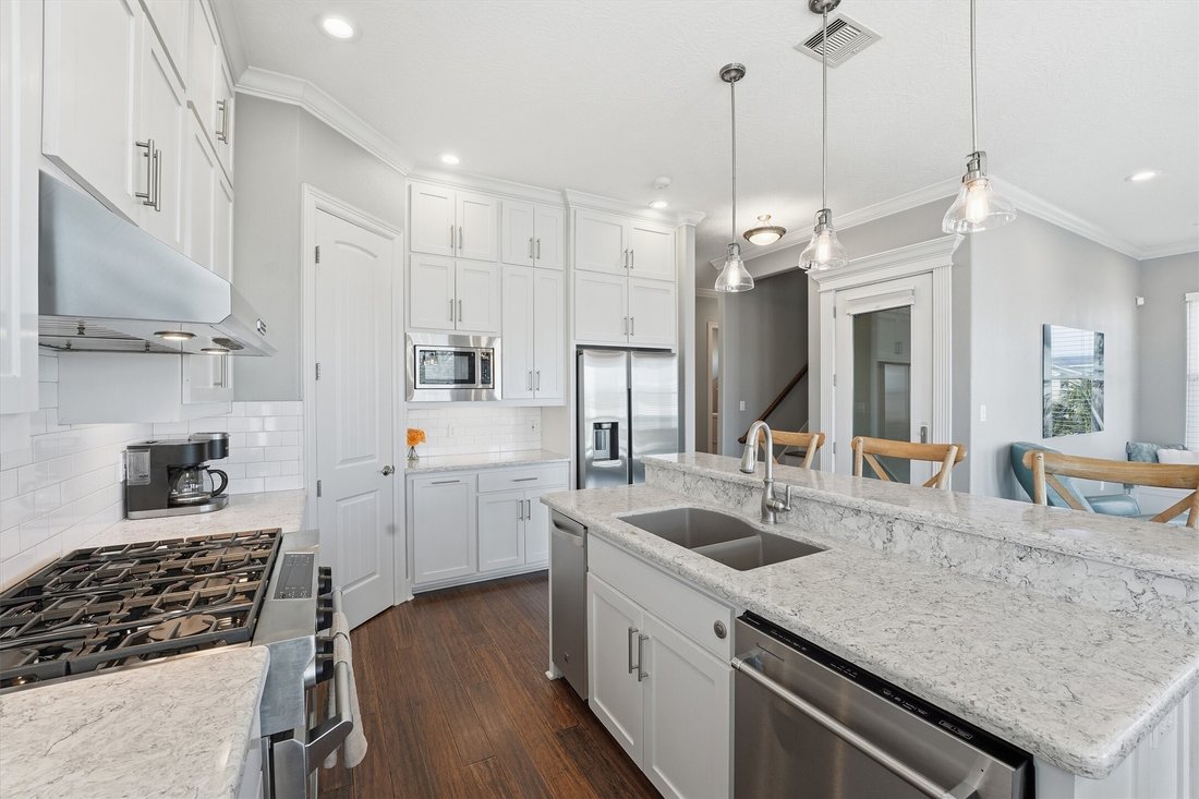 House in Galveston, Texas, United States 5 - 17903208