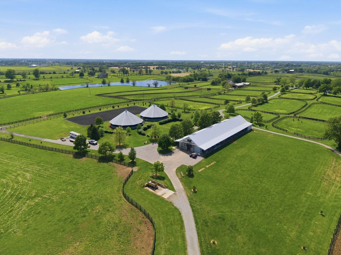 Farm Ranch in Lexington, Kentucky, United States 1 - 17903532