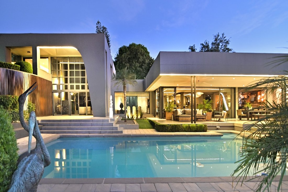 Haus in Hyde Park, Gauteng, Südafrika 1 - 17903369
