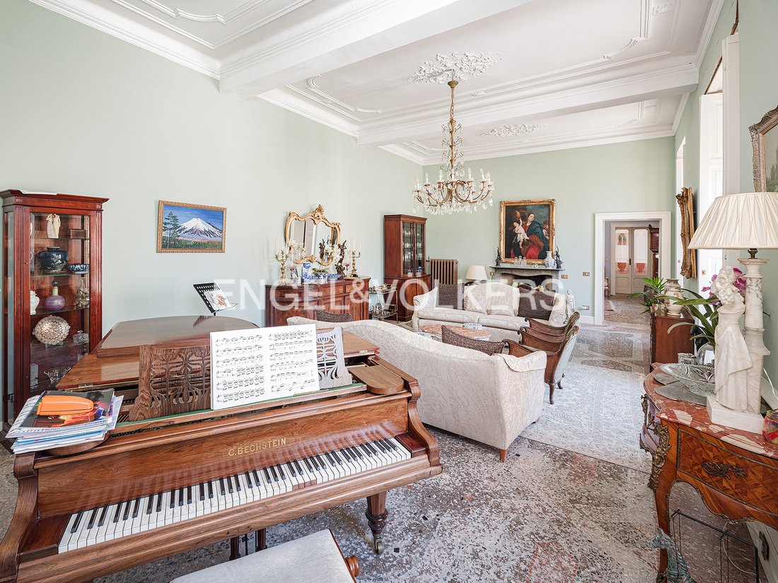 Villa in Albavilla, Lombardy, Italy 4 - 17903355