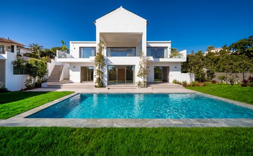 Villa in Marbella, Andalusia, Spain 1
