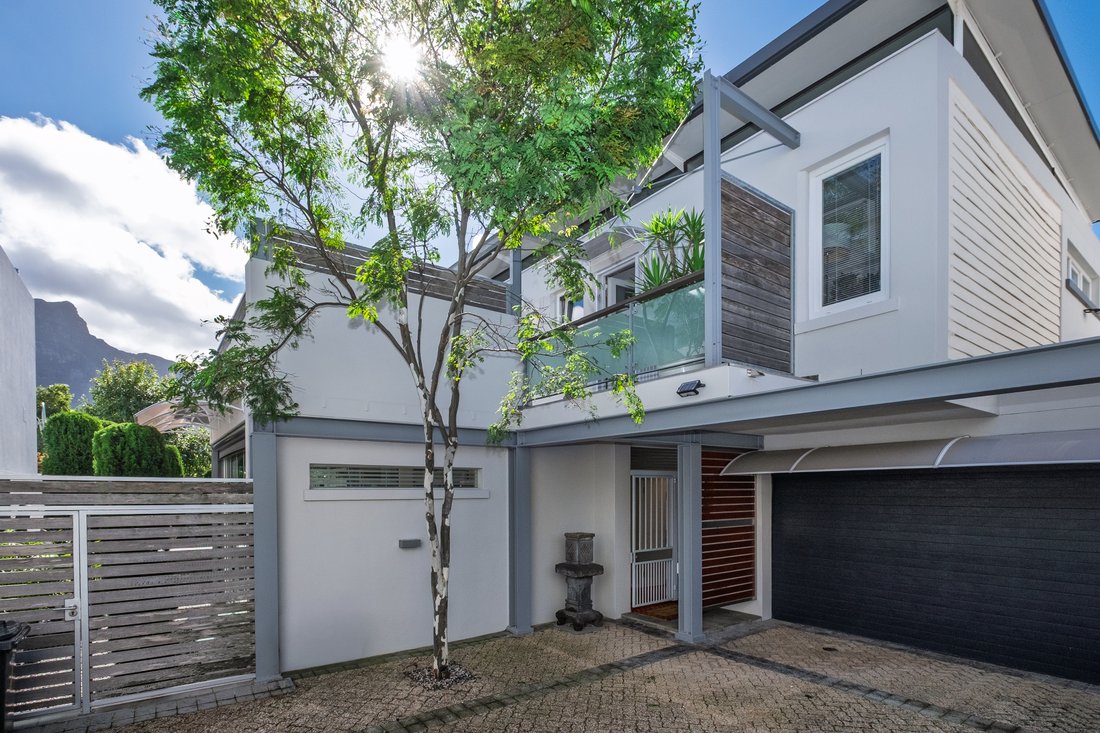 Townhouse in City Centre, Cape Town, South Africa 1 - 17903458