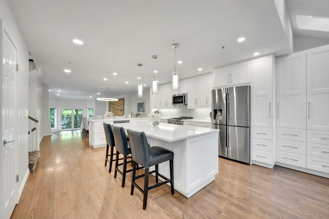 Scarsdale, New York, United States 4 - 17903528