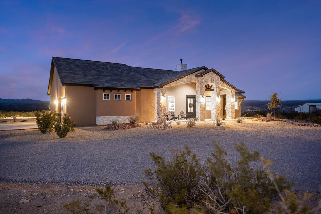 House in Las Cruces, New Mexico, United States 2 - 17903857